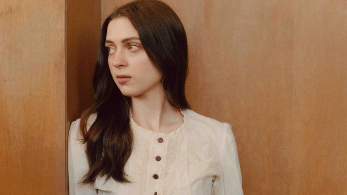 Featured image Lizzy McAlpine drops new album Angel