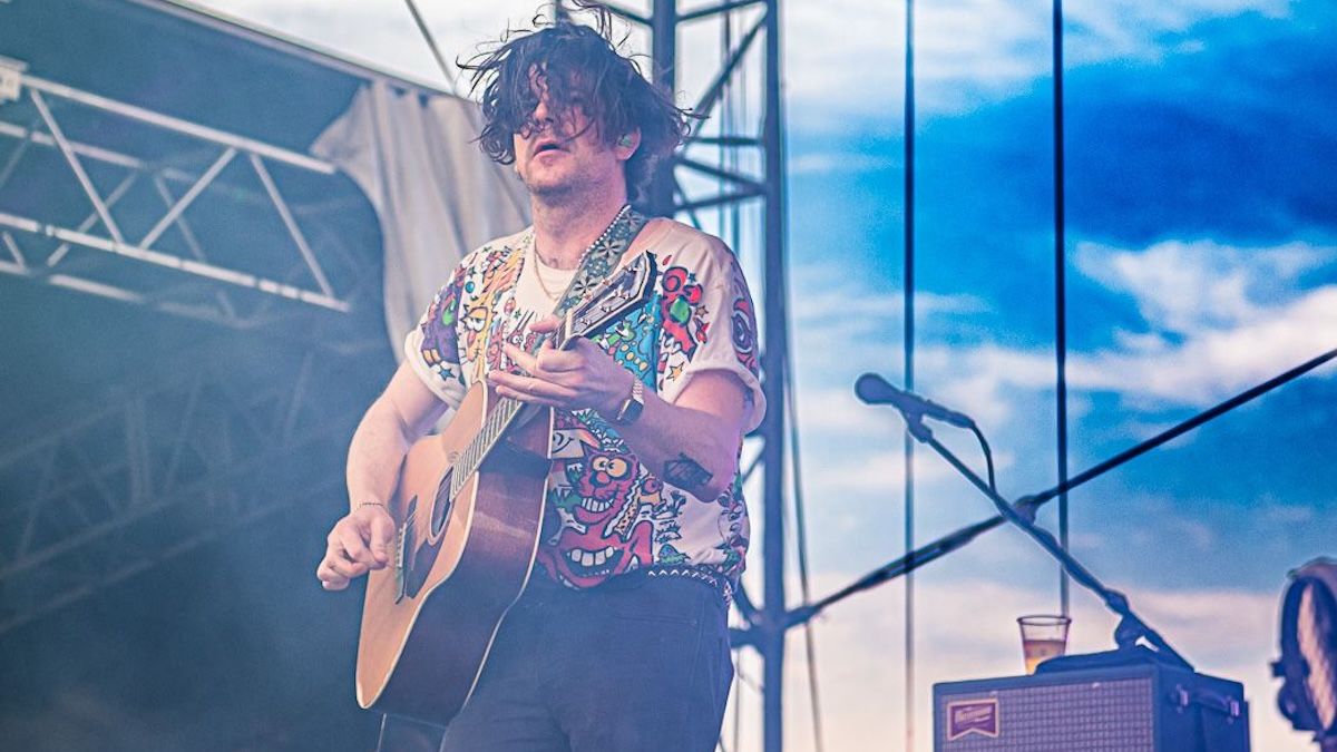 Featured image Simon OConnor accused of sending inappropriate messages during tour