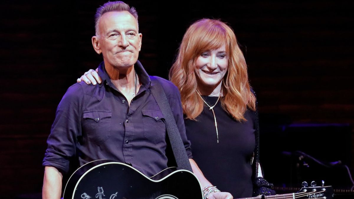 Featured image Bruce Springsteen shares wifes cancer remission news