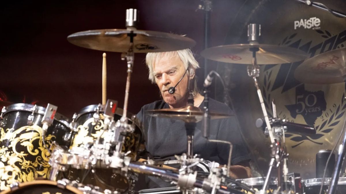Featured image Legendary ZZ Top Drummer Frank Beard Dies at 77