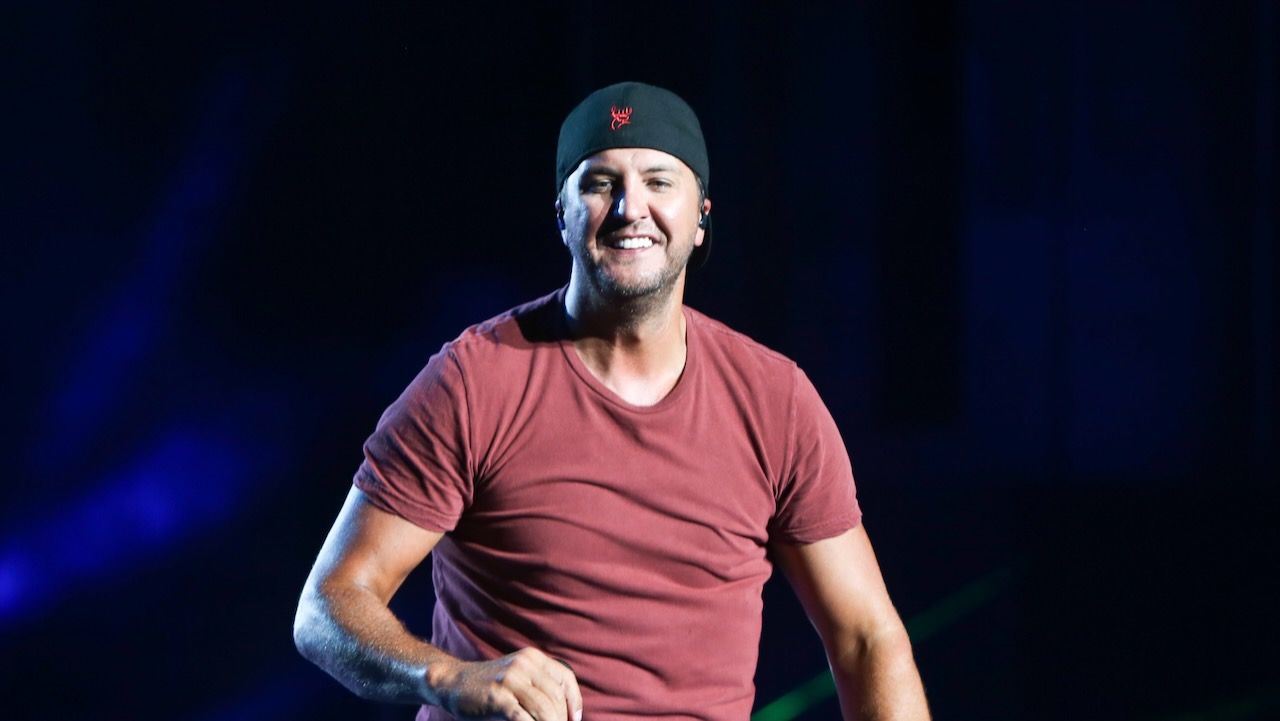 Featured image Luke Bryan Fight Leaves Fan with Brain Damage Lawsuit Settled