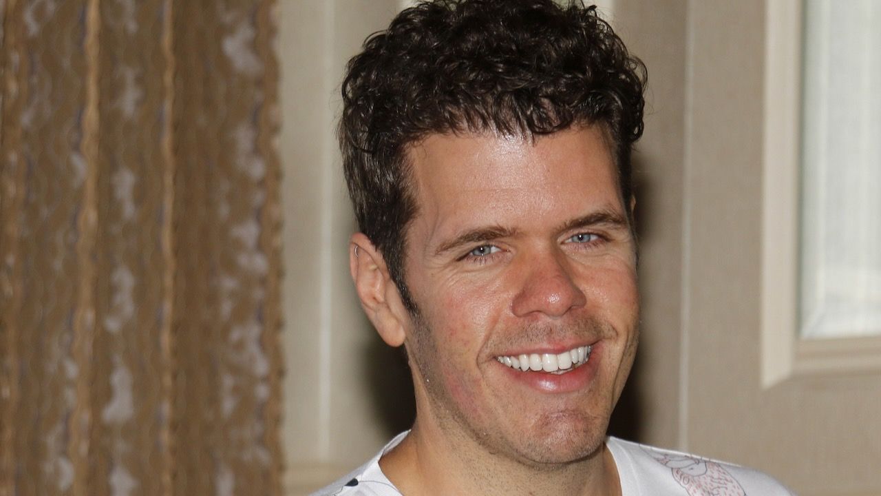 Featured image Perez Hilton hospitalized after disturbing livestream video