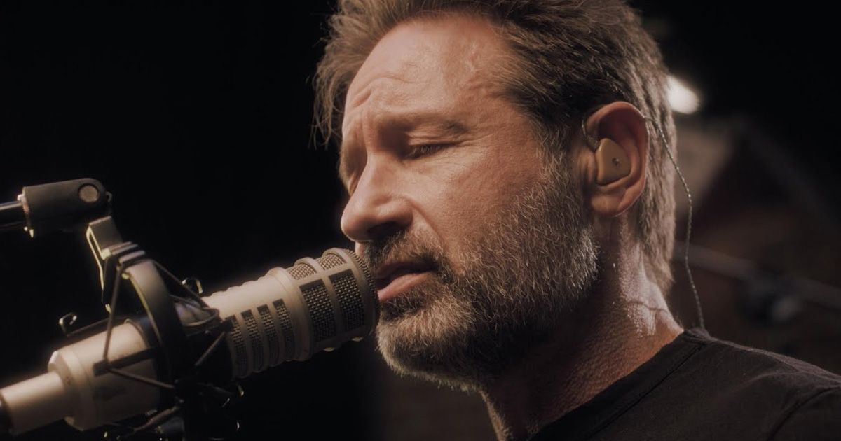 Featured image Why Comedy Needs Movie Theaters David Duchovny on Music and Film