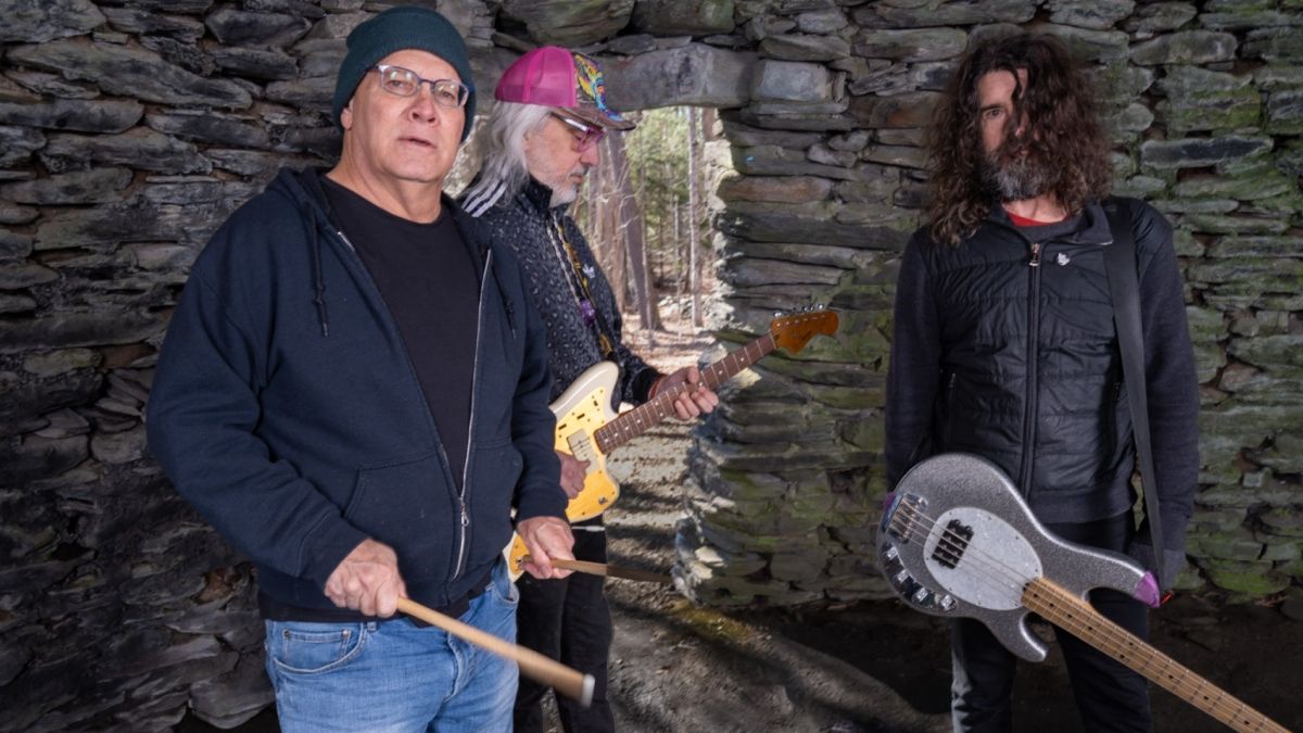 Featured image Dinosaur Jr Live Tour and New Album Drop Stream