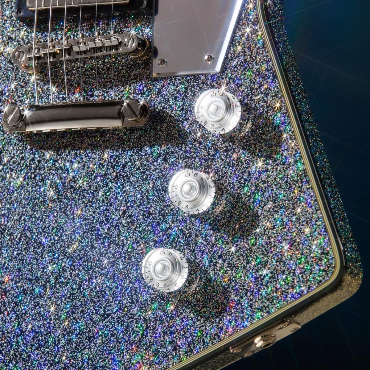 Featured image Lzzy Hale unveils holographic Explorer Classic guitar