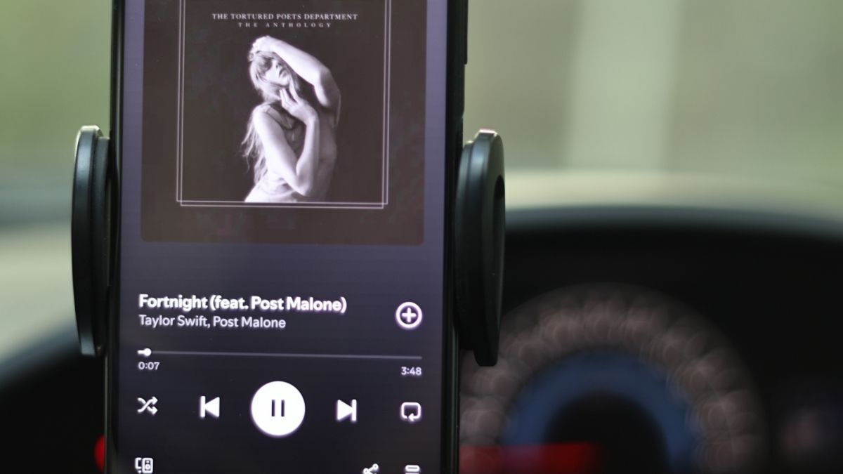 Featured image Major Albums and 15 Traffic Death Increase Study