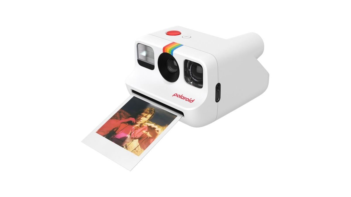 Featured image Pocket Polaroid Camera for Concerts at an AllTime Low