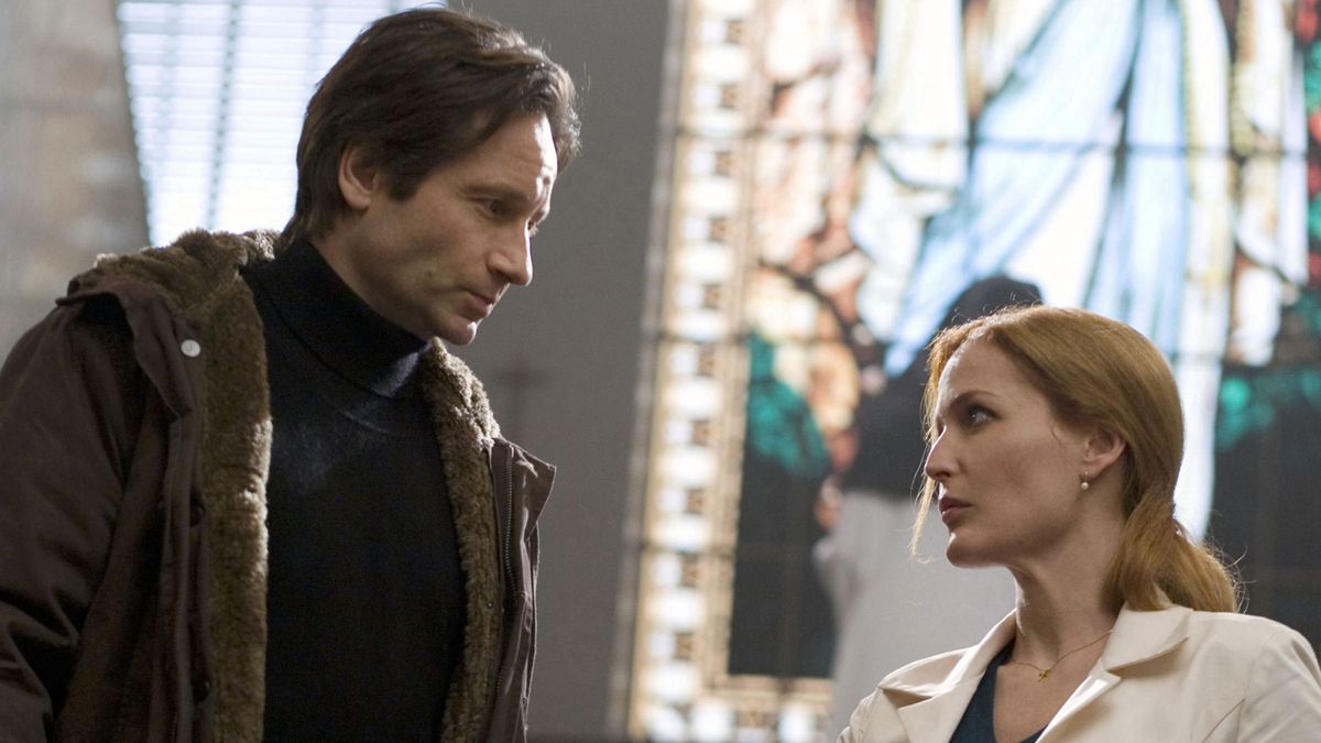 Featured image Why Chris Carter Cut the Kissing from I Want to Believe