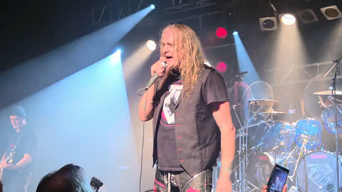 Featured image Twisted Sister and Sebastian Bach perform their first show watch