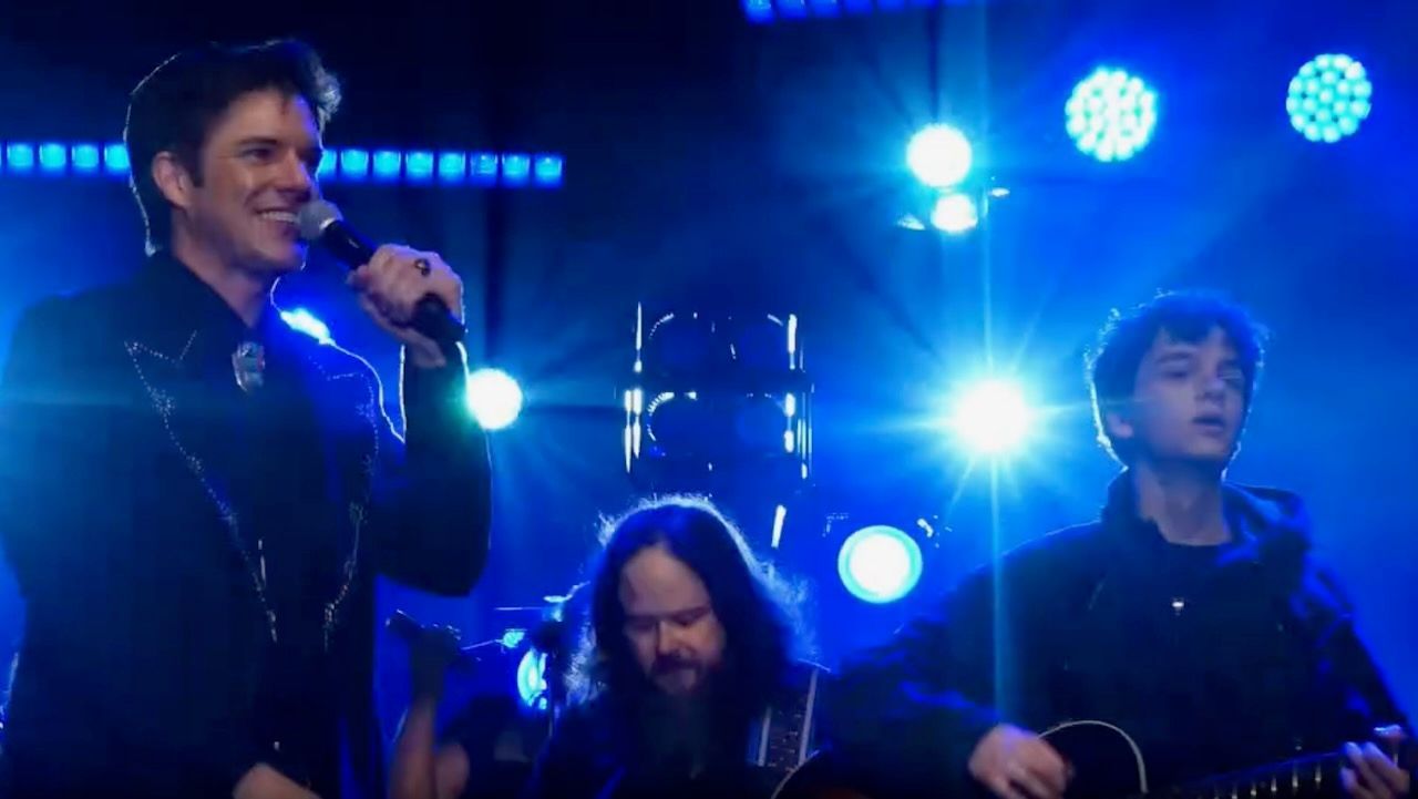 Featured image Brandon Flowers and Son Cover Oasis Dont Look Back in Anger