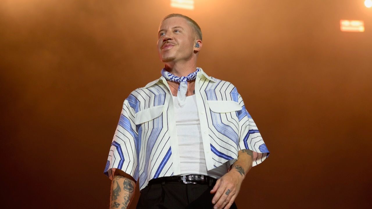 Featured image Macklemore booted from Ed Sheeran tour due to Kraft pressure